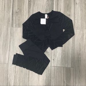 NWT Fabletics two piece black outfit